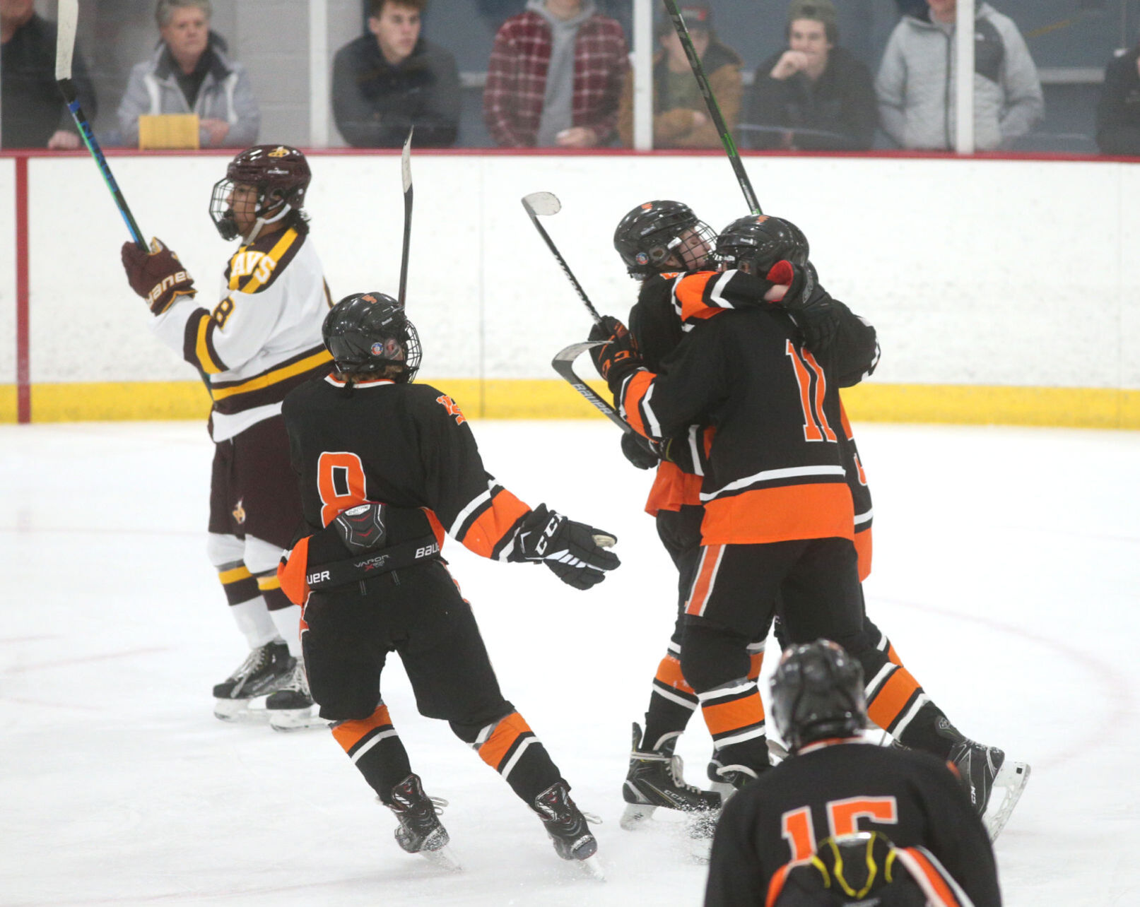 November 23: West Salem vs. Aquinas co-op